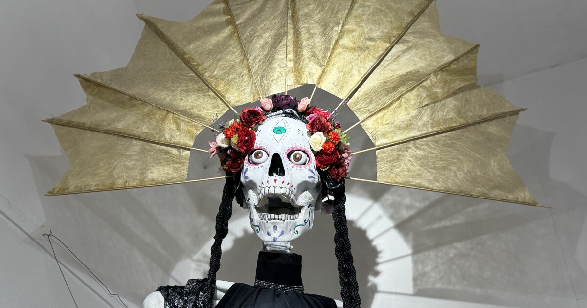 A Visual Feast: Day of the Dead at Maude Kerns Art Center